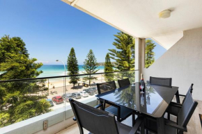 Luxury Manly Beachfront Apartment, Sydney